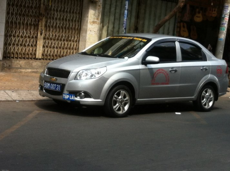 Em bức xúc quá các bác ạ.các bác vào cho em cái ý kiến.