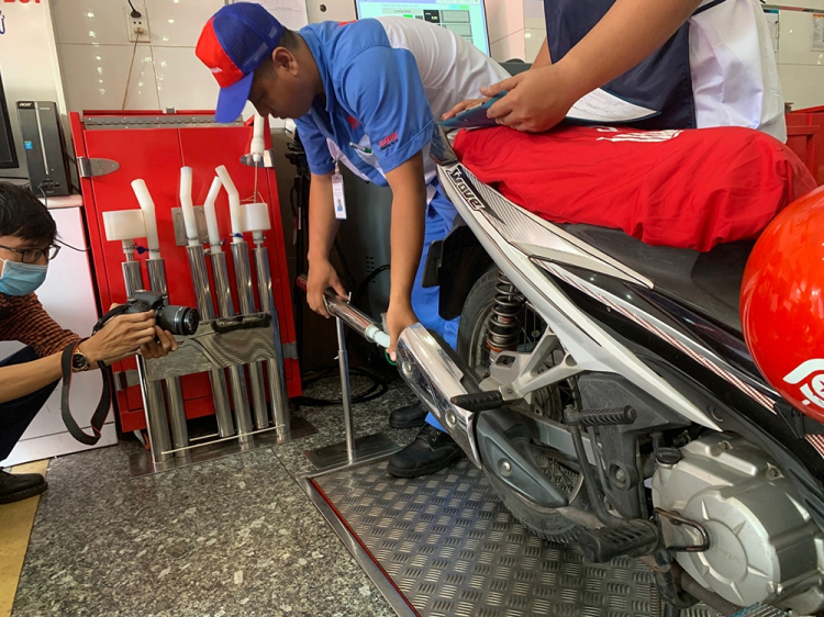 Xe máy sẽ phải kiểm định khí thải định kỳ Xe máy sẽ phải kiểm định khí thải định kỳ