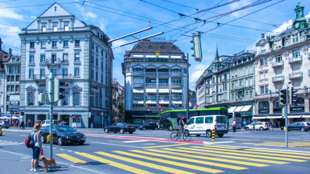 Lovepik_com-501289586-lucerne-switzerland-street-scenery.jpg