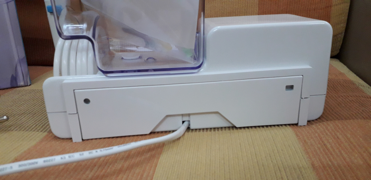 Review máy tăm nước Oralpik xài sướng quá Review máy tăm nước Oralpik xài sướng quá