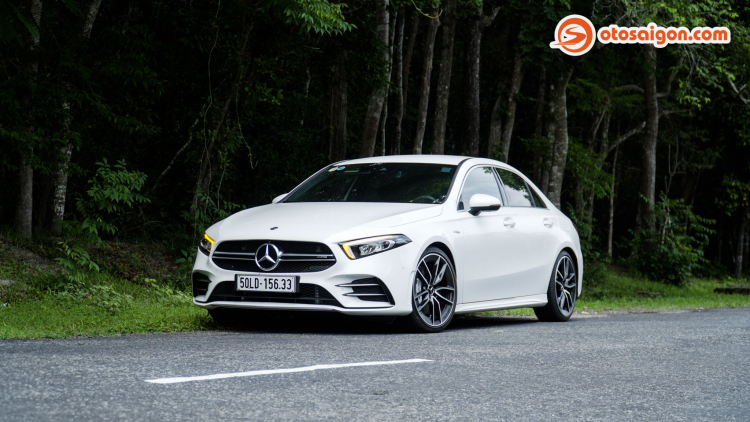 Đánh giá Mercedes-AMG A35 4MATIC: Sedan hiệu năng cao dành cho người trẻ