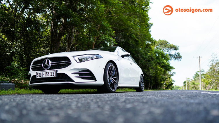 Đánh giá Mercedes-AMG A35 4MATIC: Sedan hiệu năng cao dành cho người trẻ