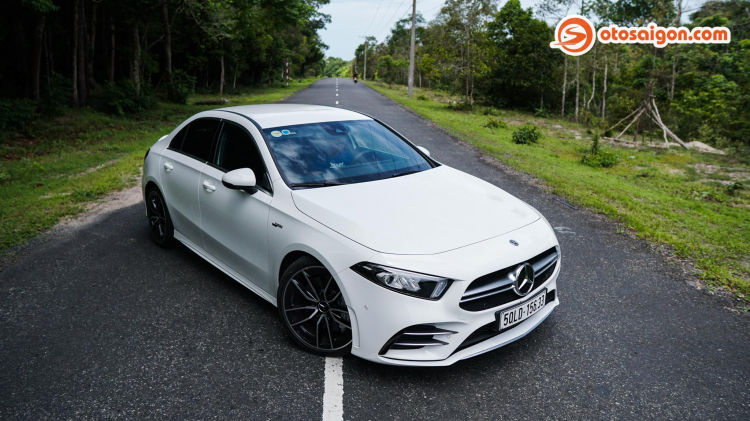 Đánh giá Mercedes-AMG A35 4MATIC: Sedan hiệu năng cao dành cho người trẻ