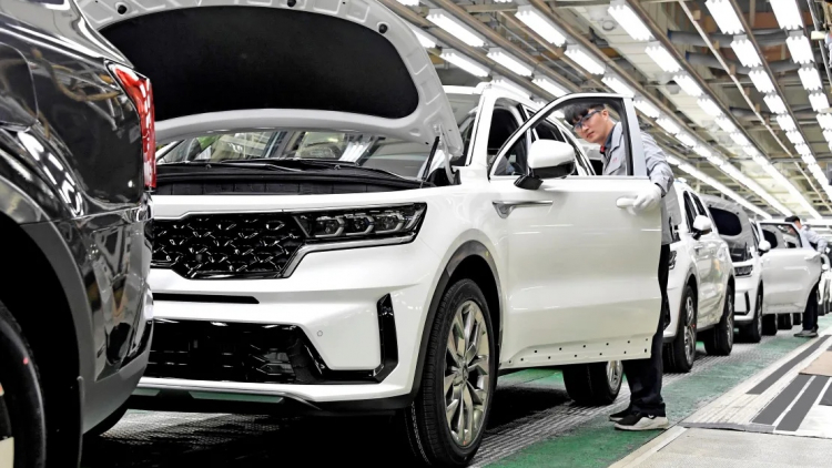 Kia Sorento 2021 bắt đầu sản xuất, chờ ngày về Việt Nam