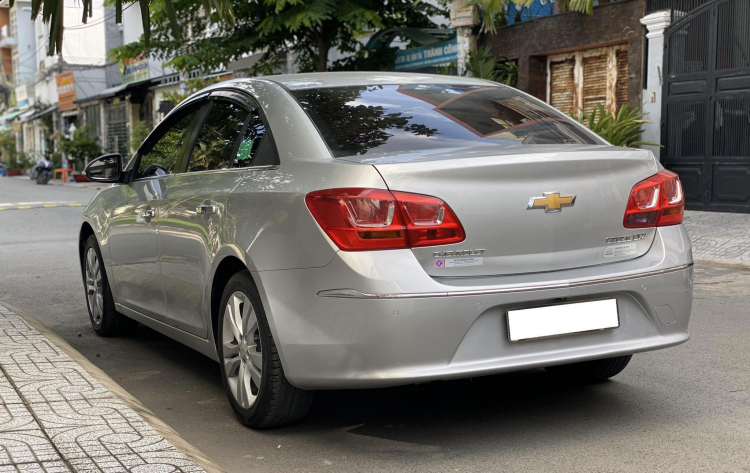 Sử dụng 2 năm, Chevrolet Cruze LTZ đời 2018 bán lại rẻ hơn Vios số sàn