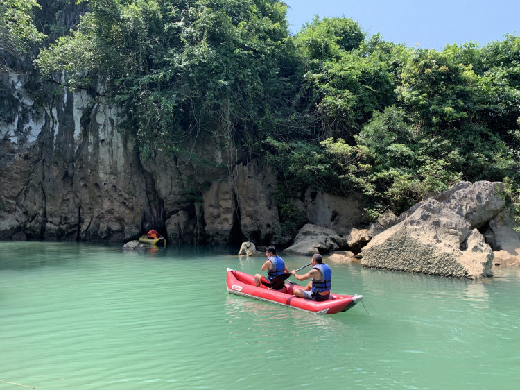 Mấy anh đi đường Trường Sơn bằng xe máy chưa? Mấy anh đi đường Trường Sơn bằng xe máy chưa?