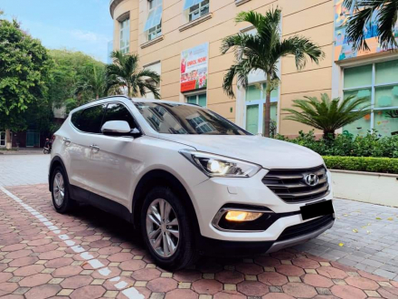 Hyundai-Santafe-CRDi-2WD-2018 (1).png