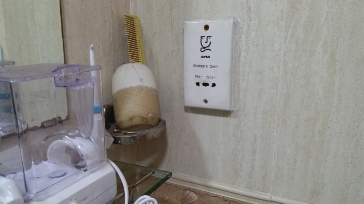 Review máy tăm nước Oralpik xài sướng quá Review máy tăm nước Oralpik xài sướng quá