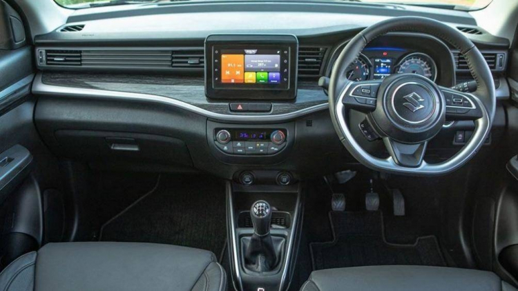 Giá lăn bánh của Mitsubishi Xpander Cross khi so với Suzuki XL7, Toyota Rush và Xpander Giá lăn bánh của Mitsubishi Xpander Cross khi so với Suzuki XL7, Toyota Rush và Xpander
