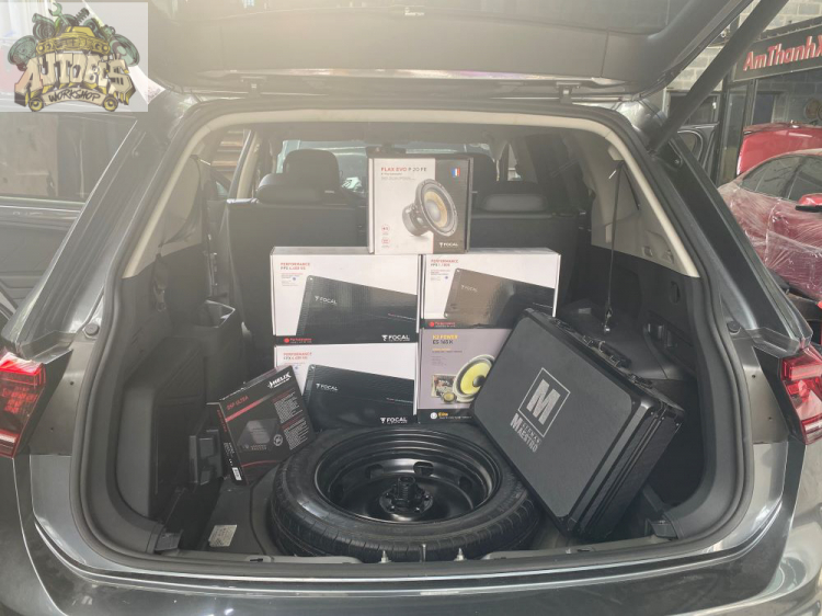 VW Tiguan với hệ thống âm thanh cao cấp tại AUTOBIS