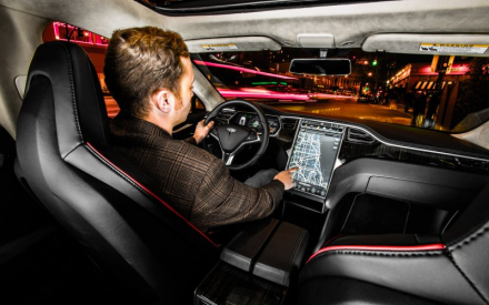 Tesla-Model-S-interior.jpg