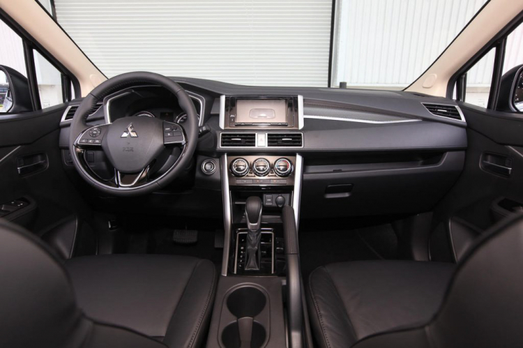 Mitsubishi Xpander lắp ráp trong nước có giá bán bằng xe nhập Mitsubishi Xpander lắp ráp trong nước có giá bán bằng xe nhập