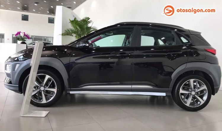 Chênh 31 triệu, chọn Kia Seltos hay Hyundai Kona bản full?