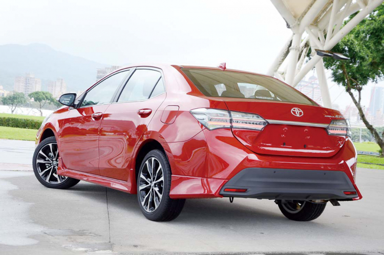 Lộ diện Toyota Corolla Altis 2020 sắp bán tại Việt Nam