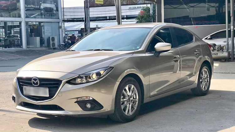 Mazda3 2016 odo 14.100 km nên định giá bao nhiêu?