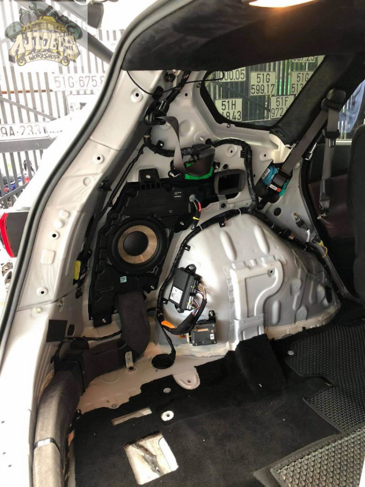 Độ âm thanh cho Hyundai Santafe 2020 với hệ thống loa Focal - Made In France Độ âm thanh cho Hyundai Santafe 2020 với hệ thống loa Focal - Made In France