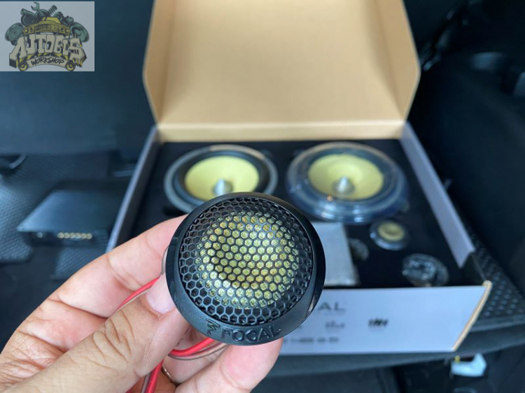Độ âm thanh cho Hyundai Santafe 2020 với hệ thống loa Focal - Made In France Độ âm thanh cho Hyundai Santafe 2020 với hệ thống loa Focal - Made In France