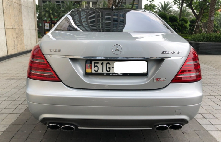 Mercedes-AMG S63 đời 2007 rao bán giá ngang Camry: ai dám "nhảy hố vôi" này?