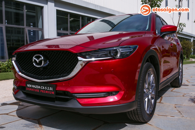 Chênh khoảng 70 triệu, chọn Mazda CX-5 hay Honda CR-V 2020 bản full?