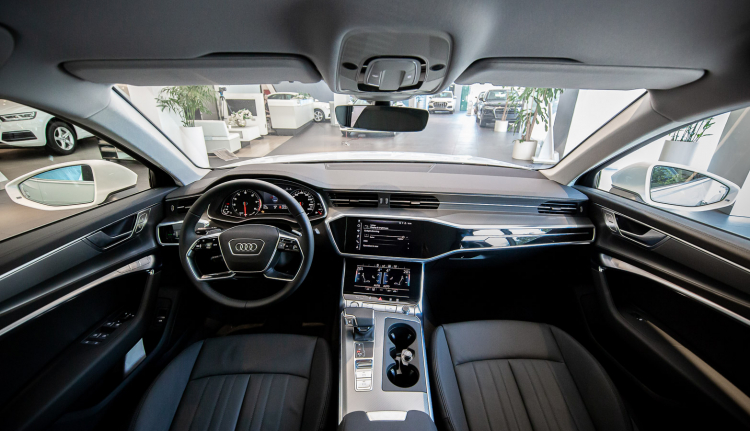 Cận cảnh Audi A6 2020 sắp đến tay khách hàng Việt: Đối trọng của Mercedes E-Class Cận cảnh Audi A6 2020 sắp đến tay khách hàng Việt: Đối trọng của Mercedes E-Class