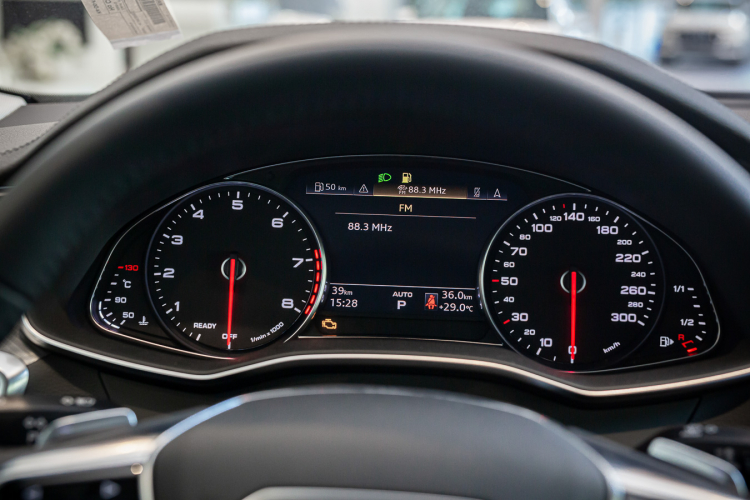 Cận cảnh Audi A6 2020 sắp đến tay khách hàng Việt: Đối trọng của Mercedes E-Class Cận cảnh Audi A6 2020 sắp đến tay khách hàng Việt: Đối trọng của Mercedes E-Class