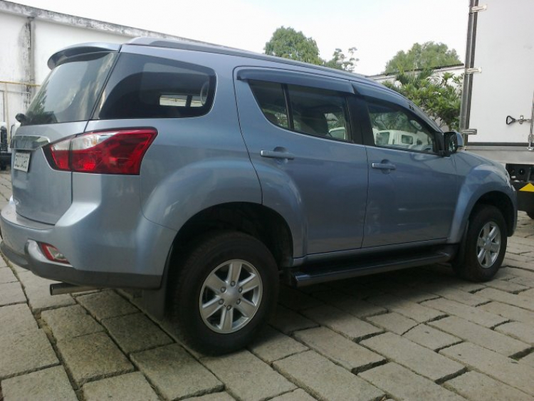 Isuzu MU-X sắp bán tại Việt Nam? Isuzu MU-X sắp bán tại Việt Nam?