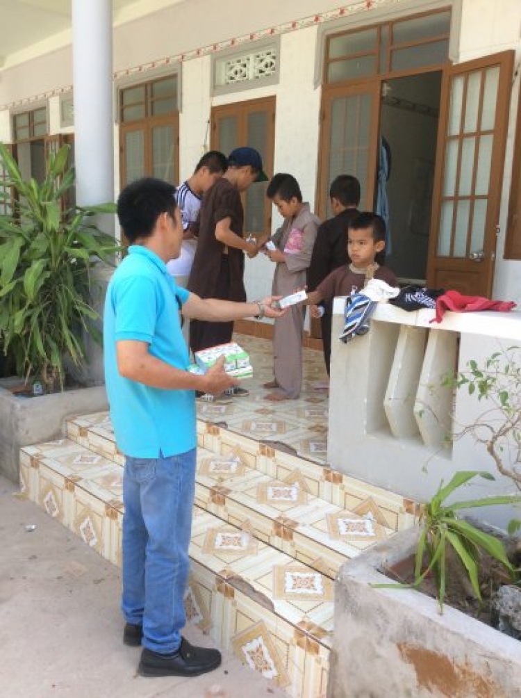ACCORD CLUB - Chương trình từ thiện đầu năm 2015 ACCORD CLUB - Chương trình từ thiện đầu năm 2015