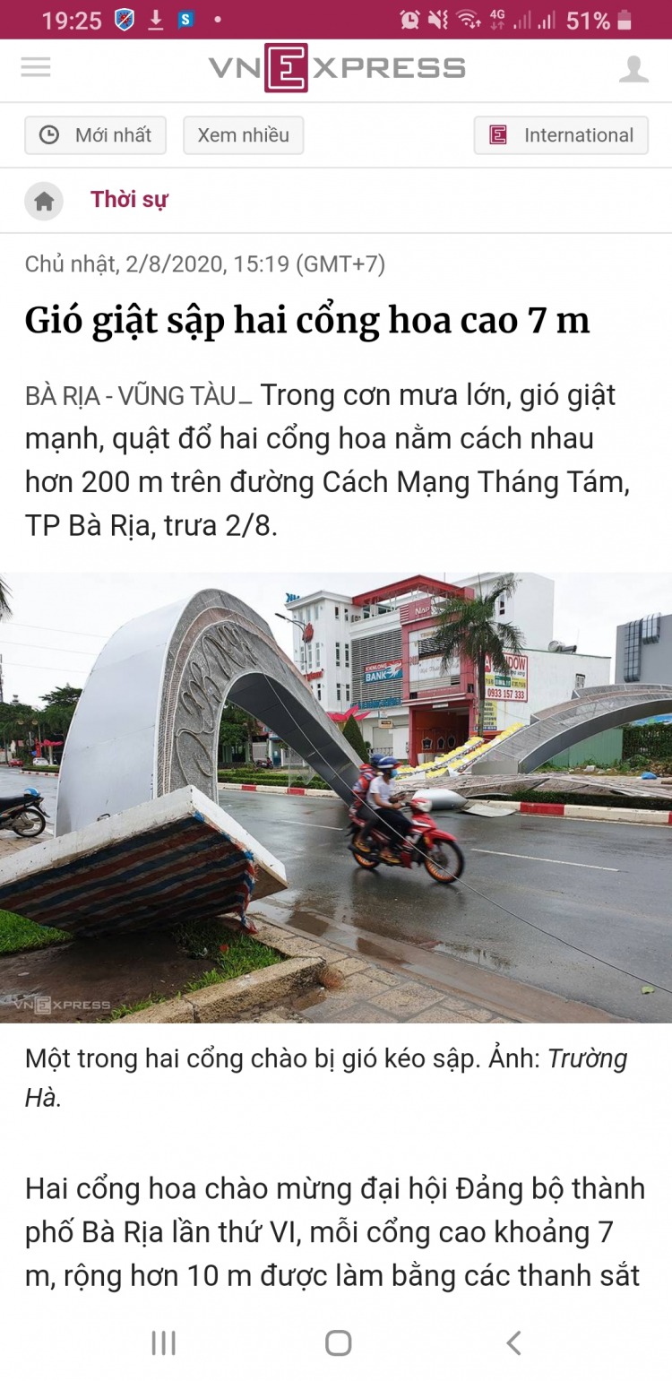 Cổng chào, nét đặc trưng vùng miền trên con đường Xuyên Việt