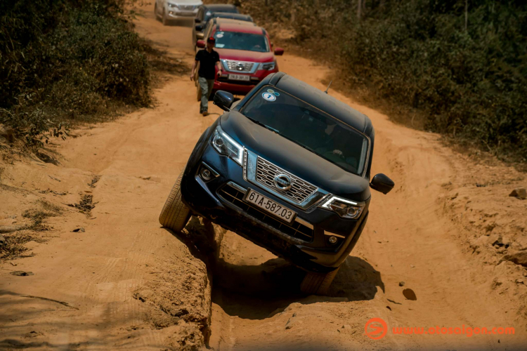 Em tự đánh giá Nissan Terra V - E - S: Ưu và nhược điểm Em tự đánh giá Nissan Terra V - E - S: Ưu và nhược điểm