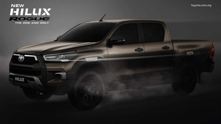 Toyota Hilux 2021 cập bến Malaysia, sắp về Việt Nam