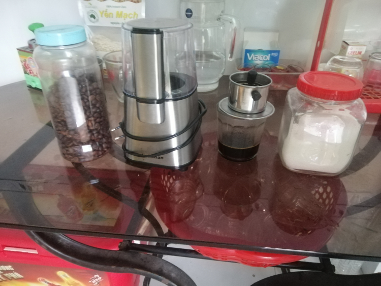 Máy pha cà phê nào ngon? Máy pha cà phê nào ngon?