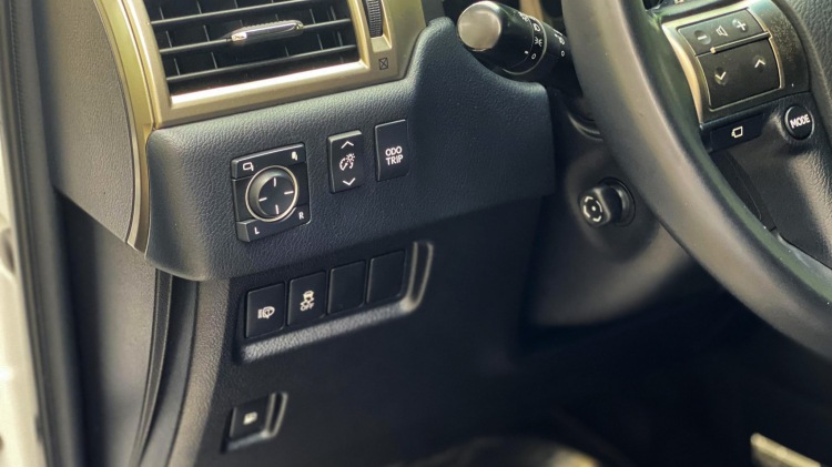 Gần 5 năm sử dụng, Lexus GX 460 vẫn rao bán lại ngót nghét 4 tỷ đồng Gần 5 năm sử dụng, Lexus GX 460 vẫn rao bán lại ngót nghét 4 tỷ đồng