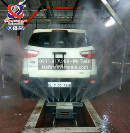 Rửa xe áp lực nước1.png