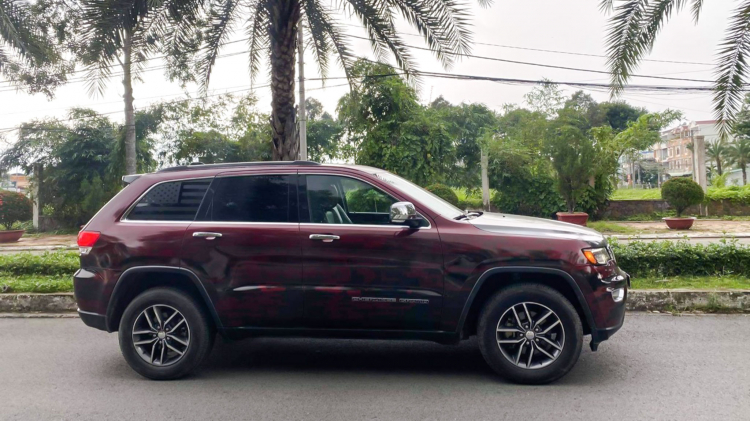 Jeep Grand Cherokee đời 2017 rao bán hơn 2,6 tỷ đồng: SUV hàng hiếm tại Việt Nam đáng sưu tầm