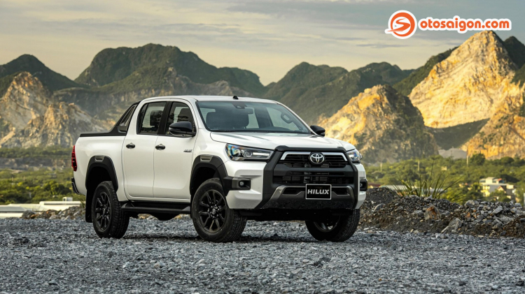 So sánh Ford Ranger 2.0 Wildtrak 4x4 và Toyota Hilux 2.8 Adventure 4x4: Bán tải Nhật và Mỹ so găng