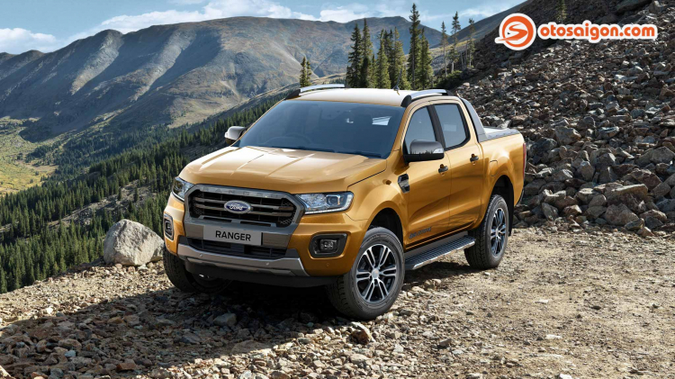 So sánh Ford Ranger 2.0 Wildtrak 4x4 và Toyota Hilux 2.8 Adventure 4x4: Bán tải Nhật và Mỹ so găng