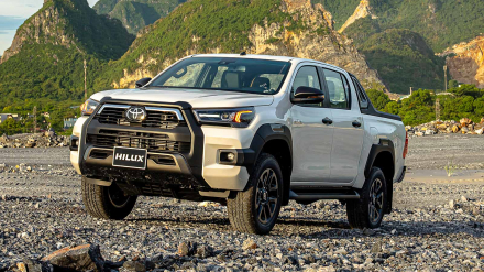 Ngoại thất Hilux 2020 (14).jpg