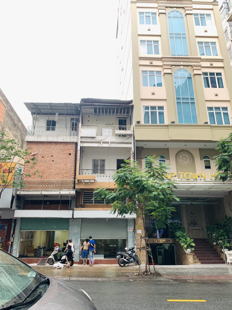 Bán nhà mặt tiền Lê Anh Xuân Q1 (gần chợ Bến Thành)