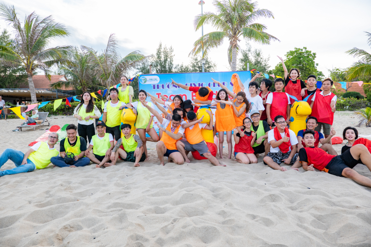 "Bình Hưng-Biển đảo ngày trở lại" cùng Civic Club SG "Bình Hưng-Biển đảo ngày trở lại" cùng Civic Club SG