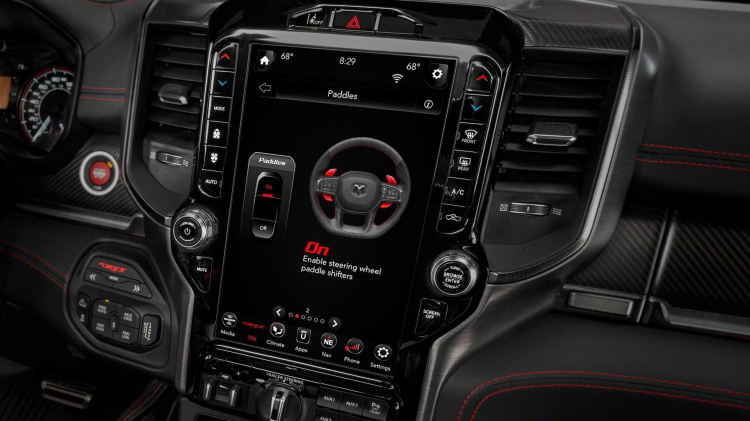 Ram 1500 TRX 2021: Bán tải 700 mã lực quyết tâm thách thức F-150 Raptor Ram 1500 TRX 2021: Bán tải 700 mã lực quyết tâm thách thức F-150 Raptor