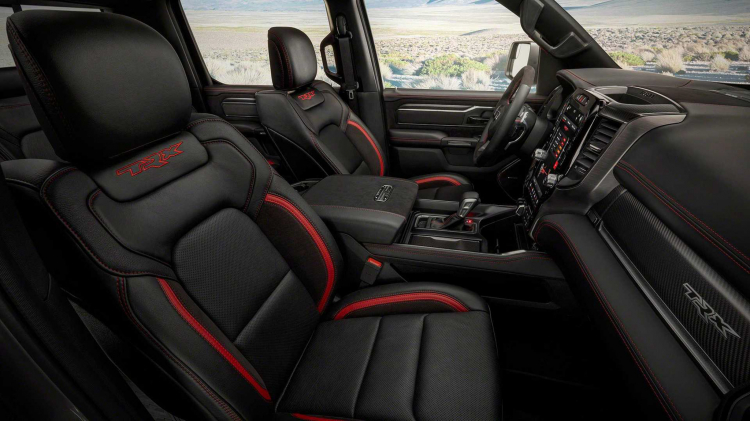 Ram 1500 TRX 2021: Bán tải 700 mã lực quyết tâm thách thức F-150 Raptor Ram 1500 TRX 2021: Bán tải 700 mã lực quyết tâm thách thức F-150 Raptor