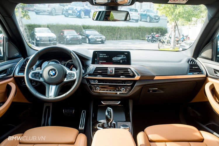 BMW X3 giảm giá mạnh gần 300 triệu đồng: Giá mới vẫn cao hơn Mercedes GLC300