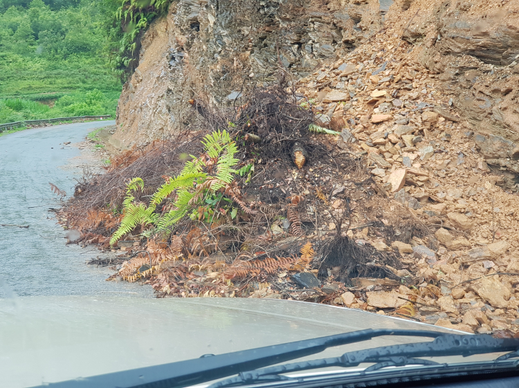 Kỳ nghỉ hè ngắn ngủi năm 2020 với chiến binh "già gân" Land Cruiser: 13 ngày - 5.500km ! Kỳ nghỉ hè ngắn ngủi năm 2020 với chiến binh "già gân" Land Cruiser: 13 ngày - 5.500km !