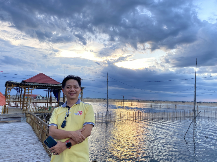 Hành trình dài 2200km cùng team Previa và buổi chiều hoàng hôn trên Phá Tam Giang - nơi xứ Huế Hành trình dài 2200km cùng team Previa và buổi chiều hoàng hôn trên Phá Tam Giang - nơi xứ Huế