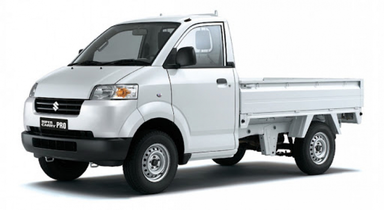Chi tiết Toyota Hilux 2020 bản 1 cầu AT mới về đại lý: Giá bán 674 triệu đồng Chi tiết Toyota Hilux 2020 bản 1 cầu AT mới về đại lý: Giá bán 674 triệu đồng