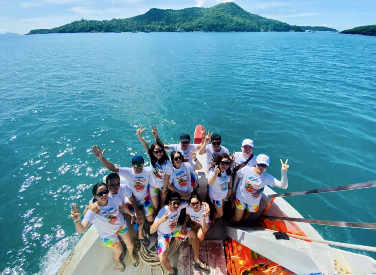 Từ Hè sớm 2020: “Gió như Phan - Nắng như Rang” đến Hè chính 2020: "Maldives của Việt Nam" Từ Hè sớm 2020: “Gió như Phan - Nắng như Rang” đến Hè chính 2020: "Maldives của Việt Nam"