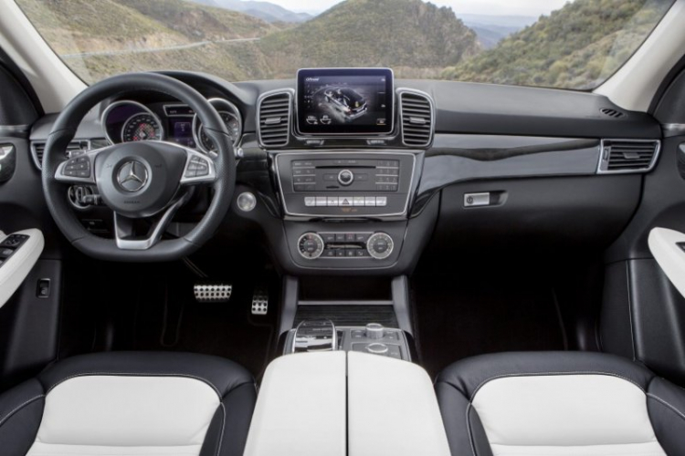 Mercedes công bố mẫu SUV GLE, thế hệ tiếp theo của M-Class