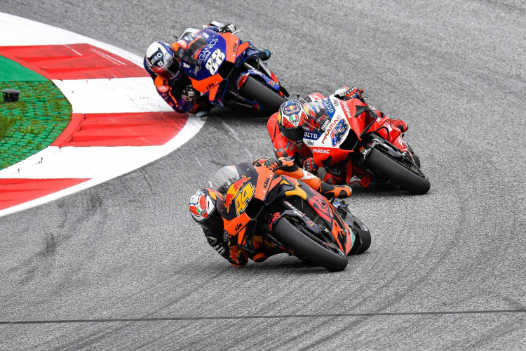 [MotoGP 2020] Chặng thứ 5 lại có va chạm và kết cục đầy bất ngờ