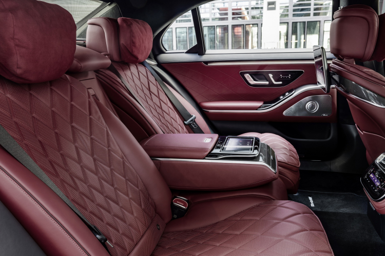 Mercedes-Benz S-Class 2021 chính thức trình làng: hiện đại, mạnh mẽ nhưng thiết kế vẫn gây tranh cãi Mercedes-Benz S-Class 2021 chính thức trình làng: hiện đại, mạnh mẽ nhưng thiết kế vẫn gây tranh cãi