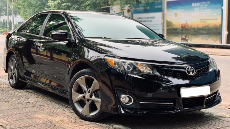 Chạy 8 năm, Toyota Camry SE đời 2012 nhập Mỹ bán lại giá không hề rẻ ...